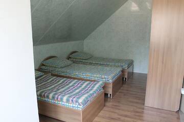 Фото номера Семейный номер Мини-отель Туристический комплекс Королевская охота г. Chrost 2